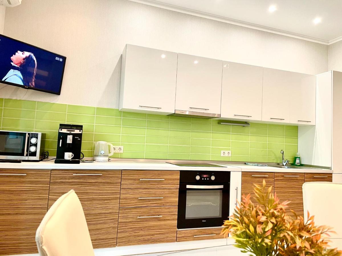 Navit Luxury Apartments With Breakfast Near The Railway Station, The City Center And The Park 基輔 外观 照片